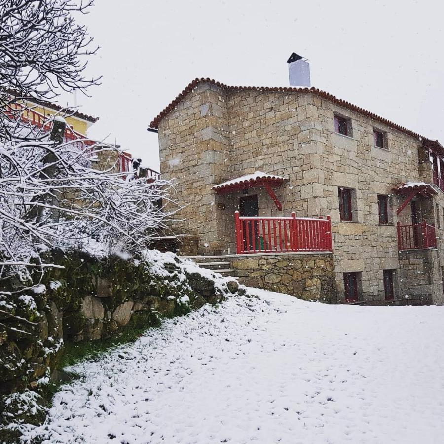 세이아 Casas Da Ribeira 게스트하우스 외부 사진